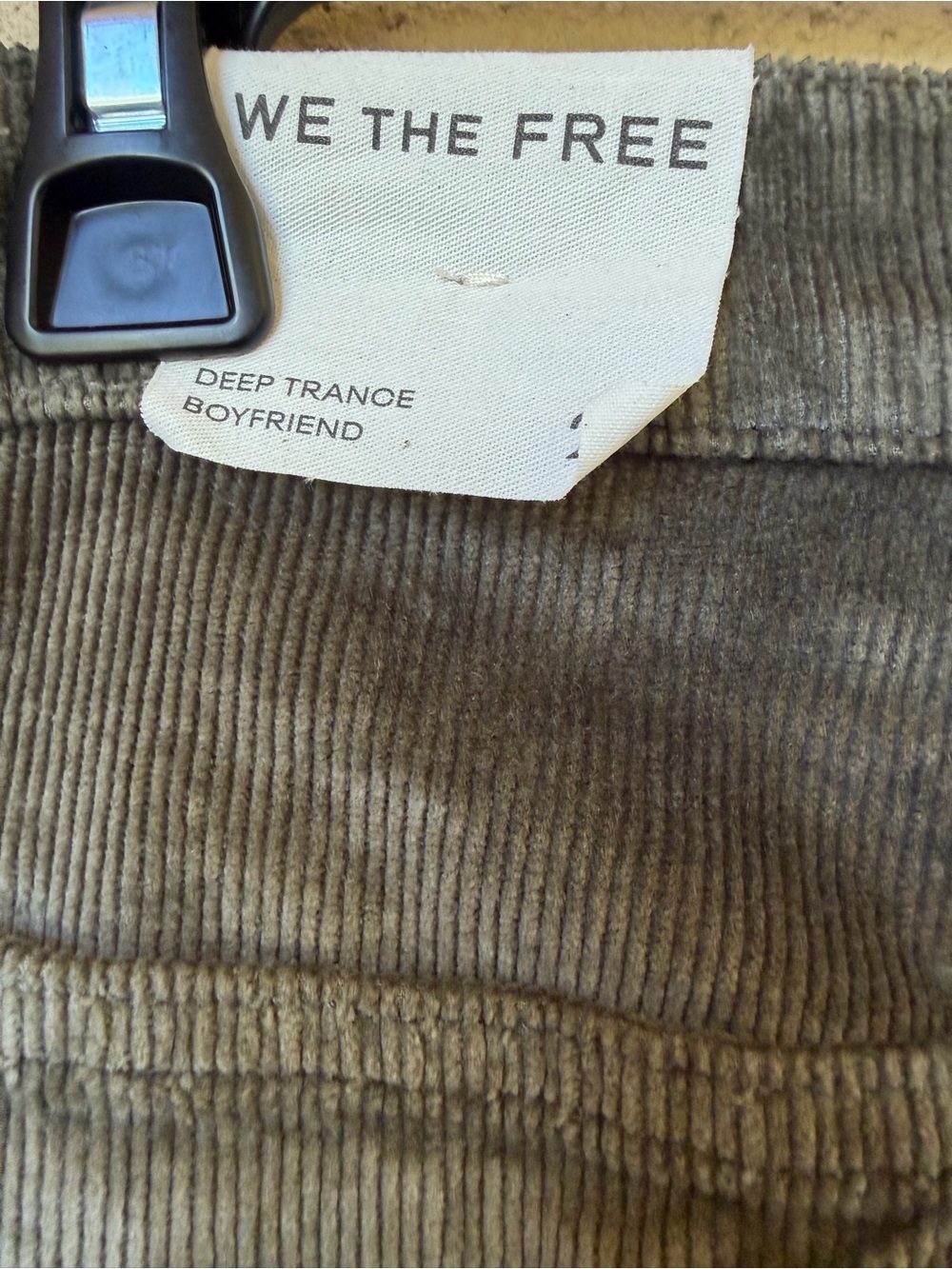 Free People We The Free Deep Trance Corduroy Boyfriend Pant 26 Keepsake Clover - Picture 9 of 16